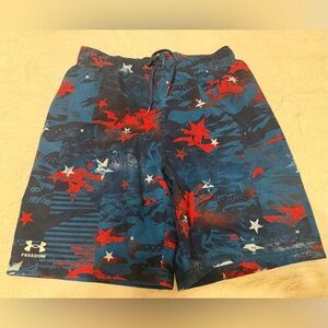 3 for$10✨Kids Under Armour Freedom Blue & Red Star Swim Shorts *NEW* Size L